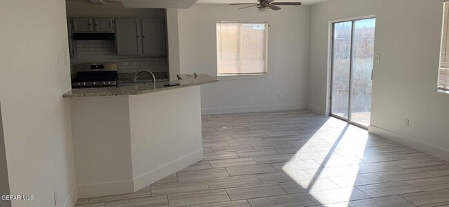 Building Photo - 2468 Tierra Rica Way