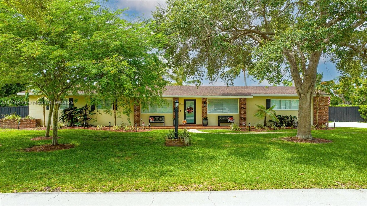 Foto principal - 7940 SW 139th Ter