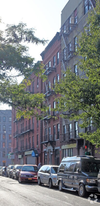 Foto del edificio - 246 E 119th St