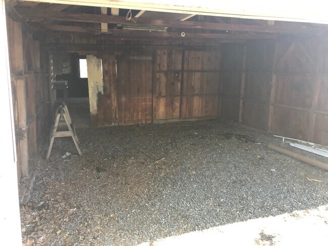 Building Photo - 1506 Ivory St