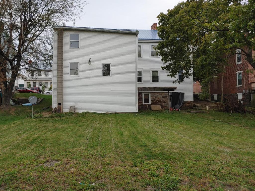 Primary Photo - 1226 montour st