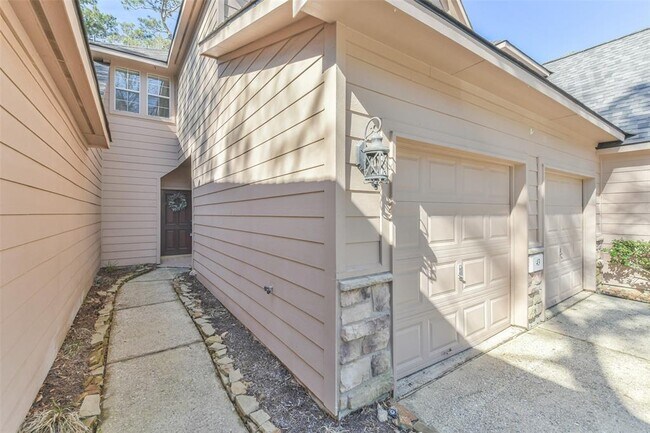 Foto del edificio - 43 Alderon Woods Pl