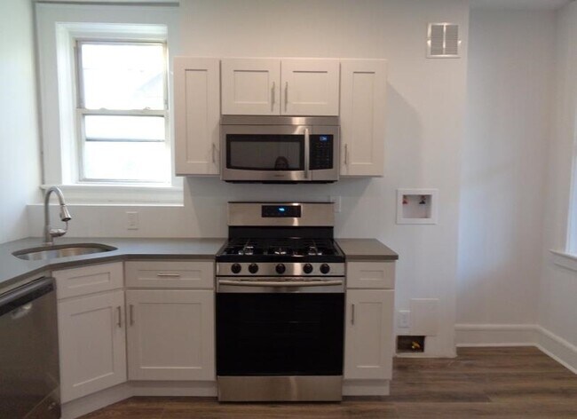 Foto del edificio - 81 GLENRIDGE Ave