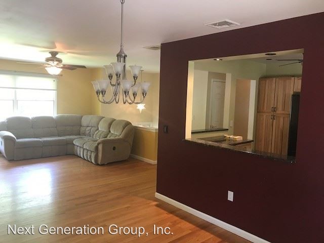 Foto del edificio - 3 br, 2 bath House - 5607 Meadow Drive