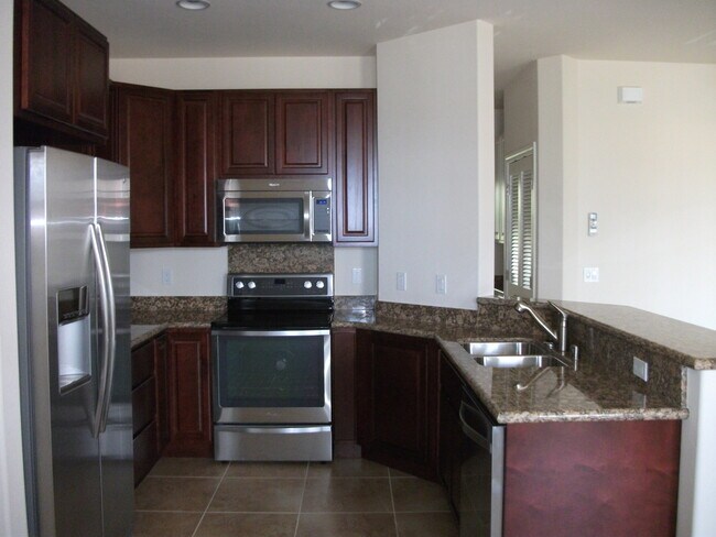 Foto del edificio - Kai Ani Village Beautifully Maintained 2BR...