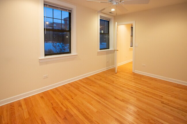 Building Photo - 5232 N Campbell Ave