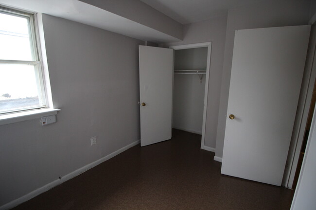 Bedroom 1 - 4221 W Girard Ave