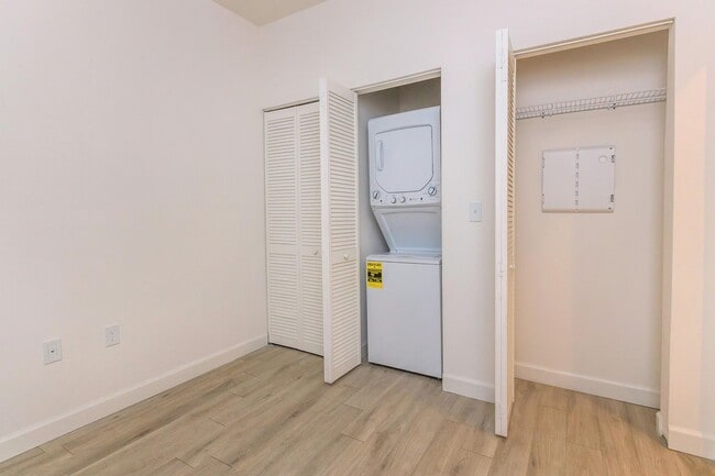 Interior Photo - Nottinghill Living Davenport
