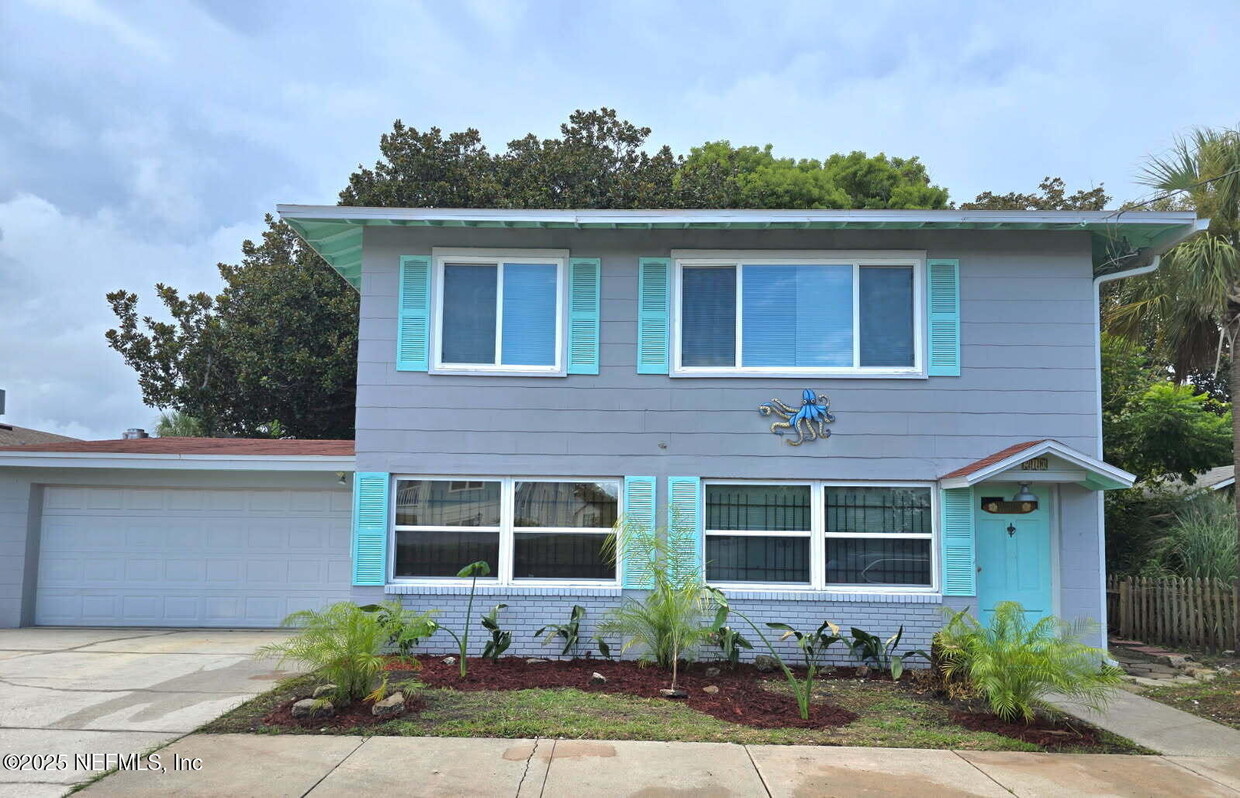Foto principal - 210 8th St N