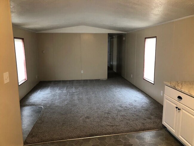Foto del edificio - Great 2 bedroom 1 bathroom home in North Pointe!