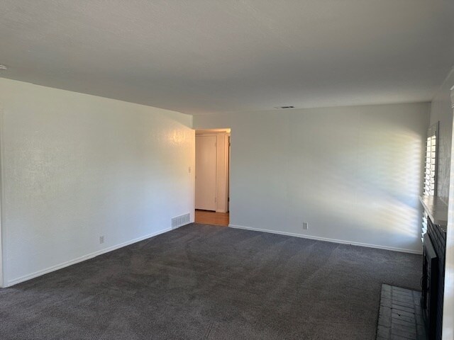 Foto del edificio - 315 E Longview Ave