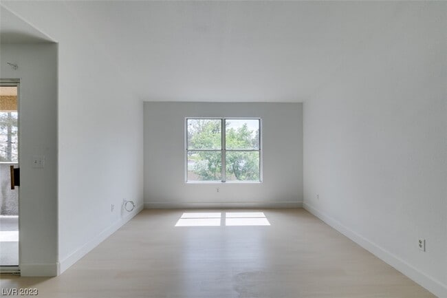 Building Photo - 2300 E Silverado Ranch Blvd