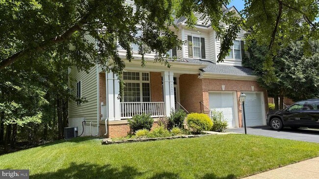 Building Photo - 7567 Lindberg Dr