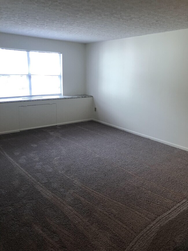 Foto del edificio - 4312 N Holland Sylvania Rd