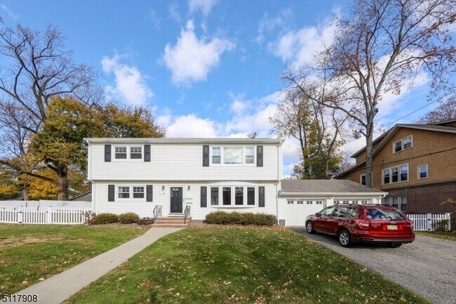 Building Photo - 20 Walnut Pkwy