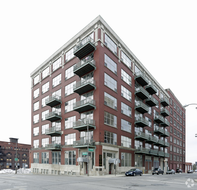 Primary Photo - Bartley Lofts