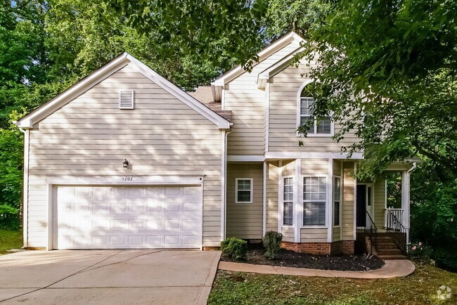 Building Photo - 5202 Hedgecrest Pl