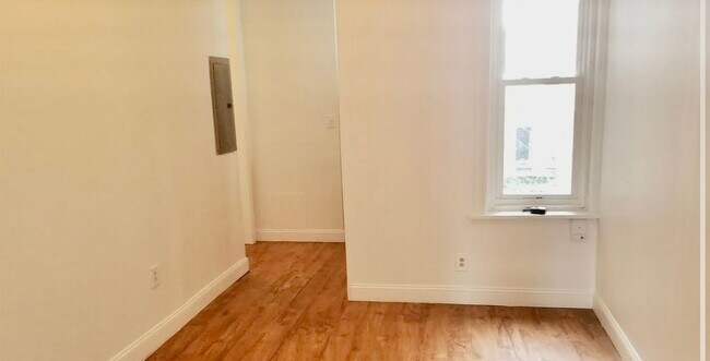 Foto del edificio - 1332 N 59th St