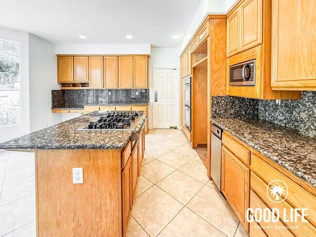 Foto del edificio - 709 S Hidden Creek Cir