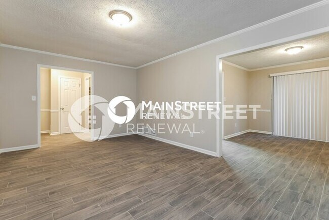 Building Photo - 4 Bedroom Pet-Friendly Home in Jonesboro, GA with Main Street Renewal