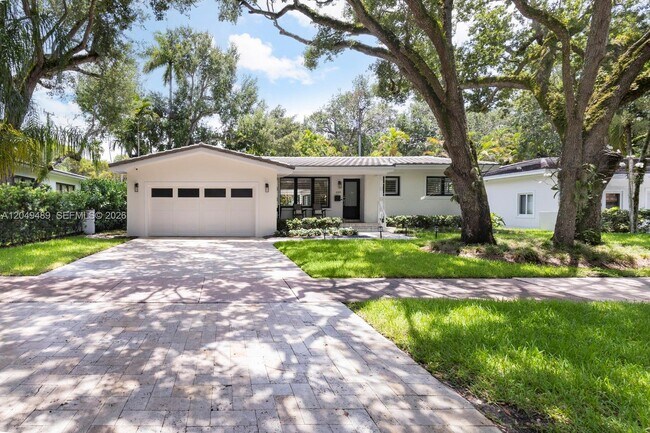 Building Photo - 6835 Camarin St