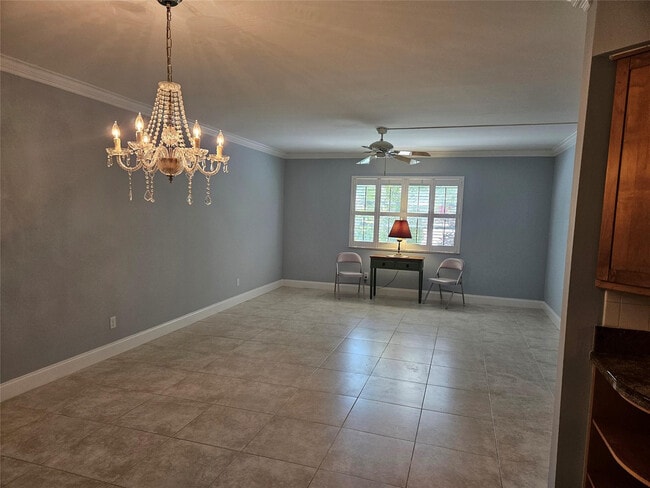 Building Photo - 669 W Oakland Park Blvd