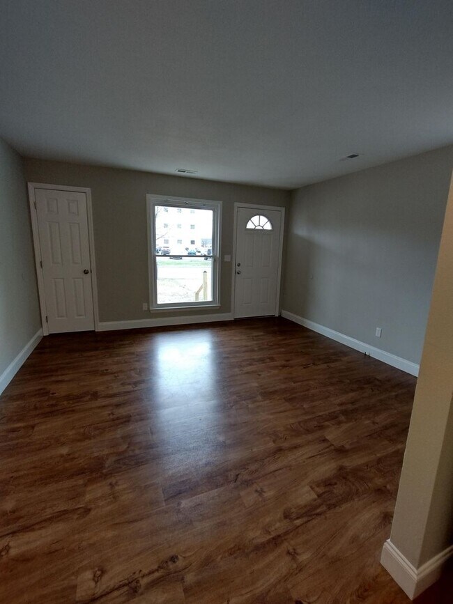 Foto del edificio - 5904 Graston Ave