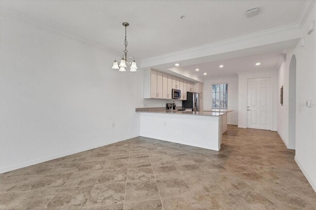 Building Photo - 14041 Heritage Landing Blvd