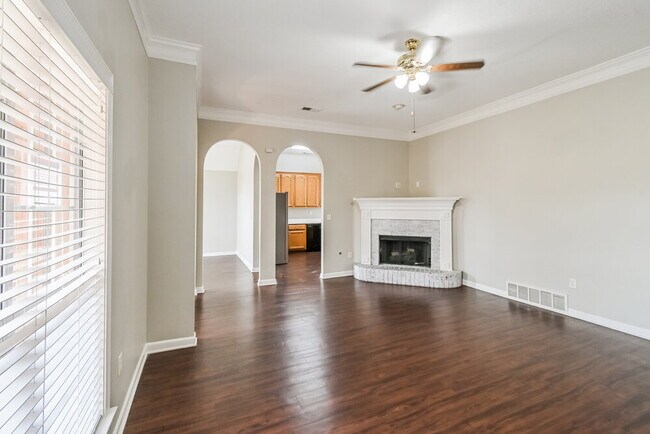Building Photo - 4299 Rocky Top Cove