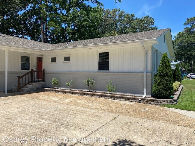 Building Photo - 3 br, 2 bath House - 3353 Club House Rd