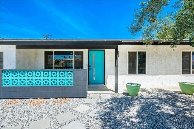 Foto del edificio - 2820 E Ventura Road