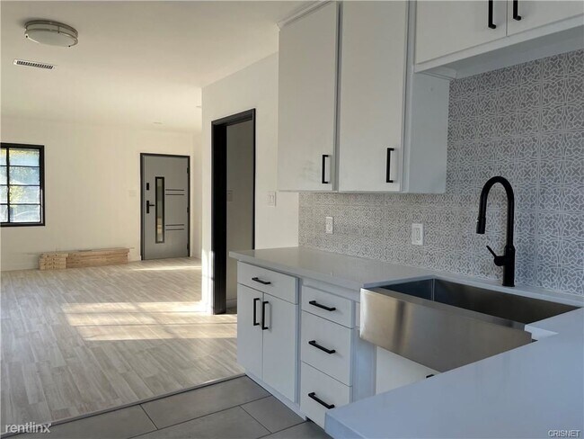 Foto del edificio - 3 br, 1 bath House - 5866 Alonzo Ave