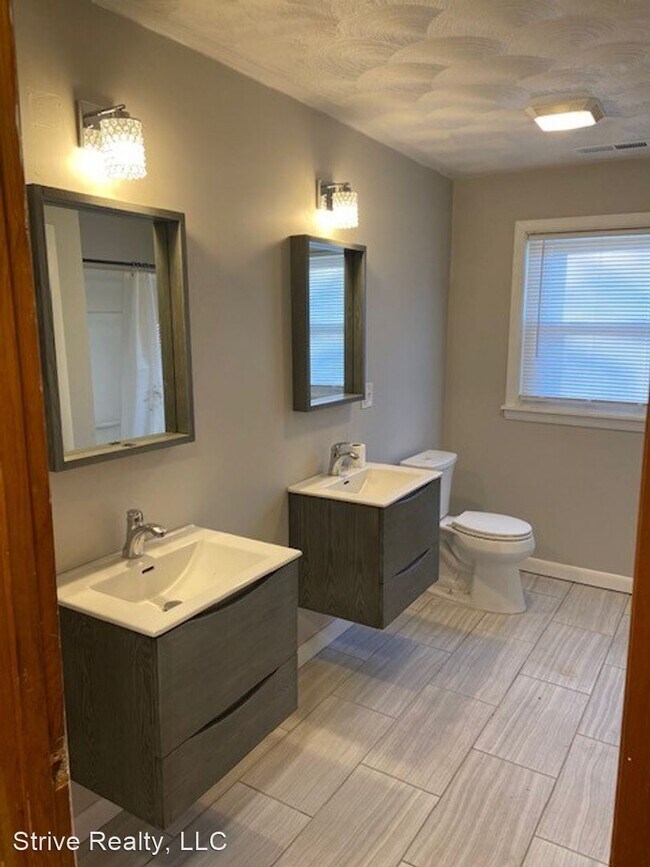 Foto del edificio - 5 br, 2 bath House - 34 Balmoral Avenue