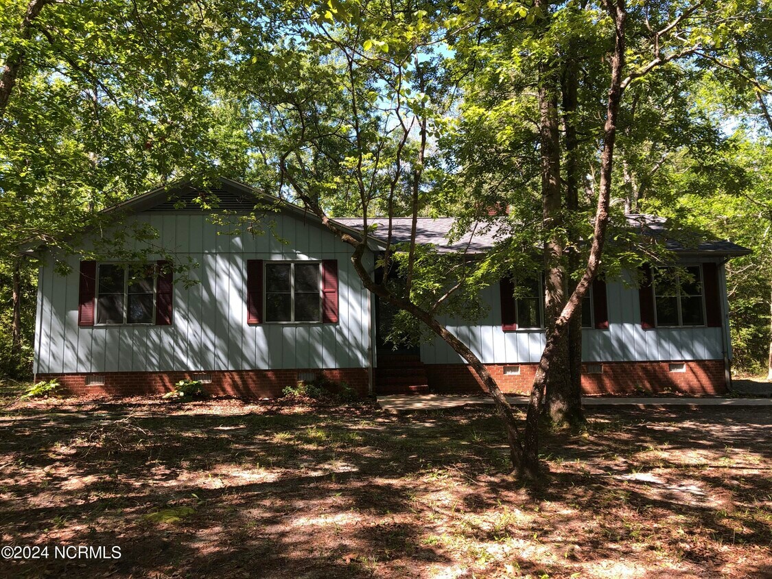 Primary Photo - 135 S Belvedere Dr