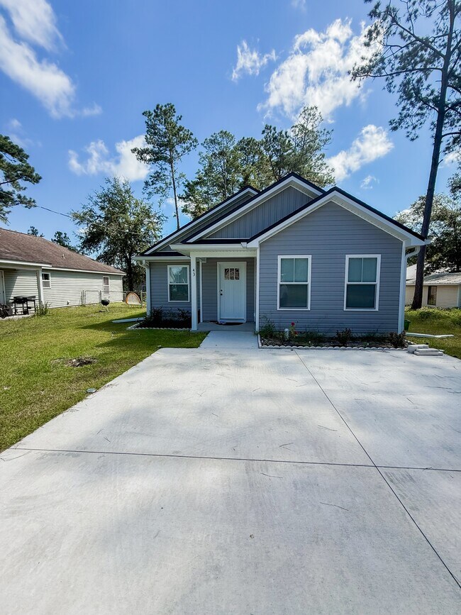 Foto del edificio - 43 Ted Lott Ln