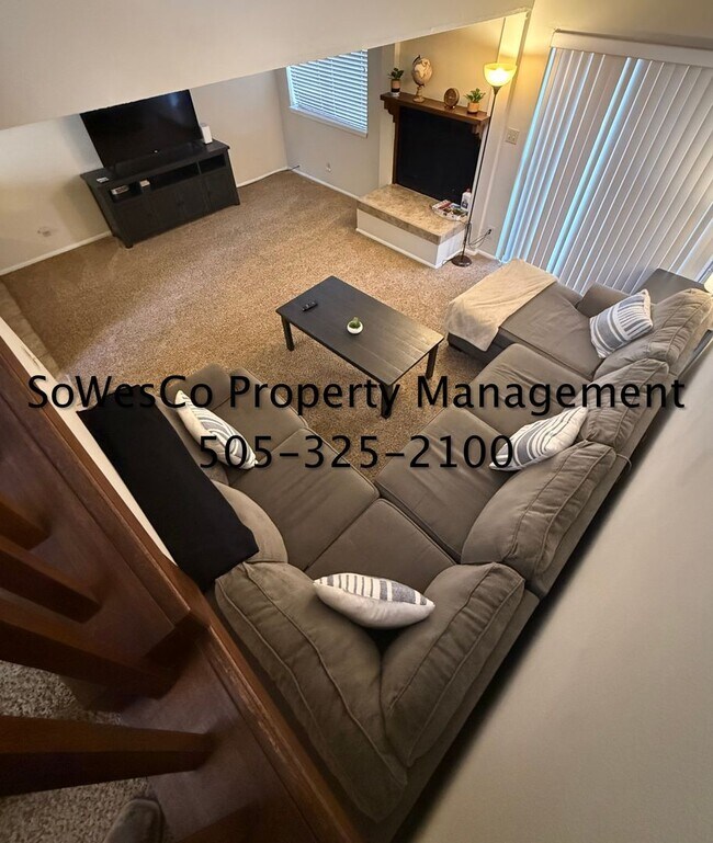 Foto del edificio - 2 Bedroom Furnished Monthly Rental in Coun...