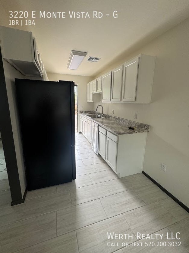 Foto del edificio - 3220 E Monte Vista Dr