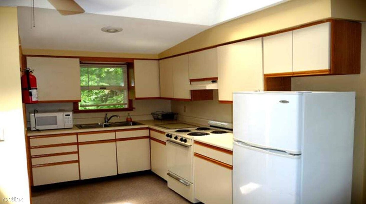 Foto principal - 104 N Titus Ave