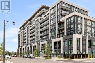 Building Photo - 405 Dundas St W