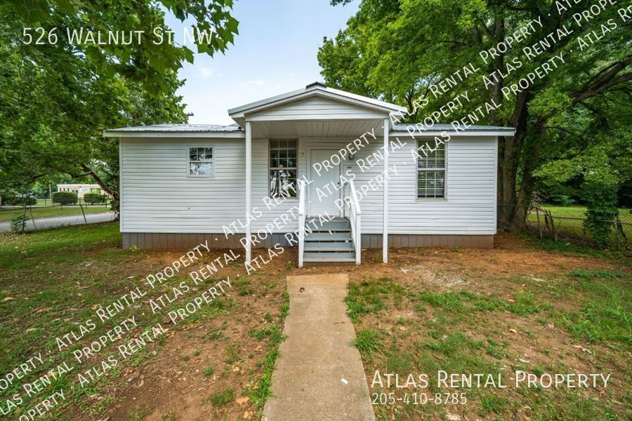 Foto principal - 526 Walnut St NW