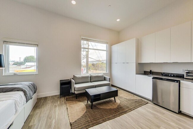 Building Photo - Artthaus Mandela: New Luxury Apartments! $...