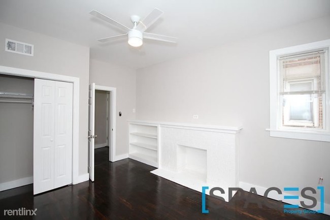 Building Photo - 1536 W Birchwood Ave