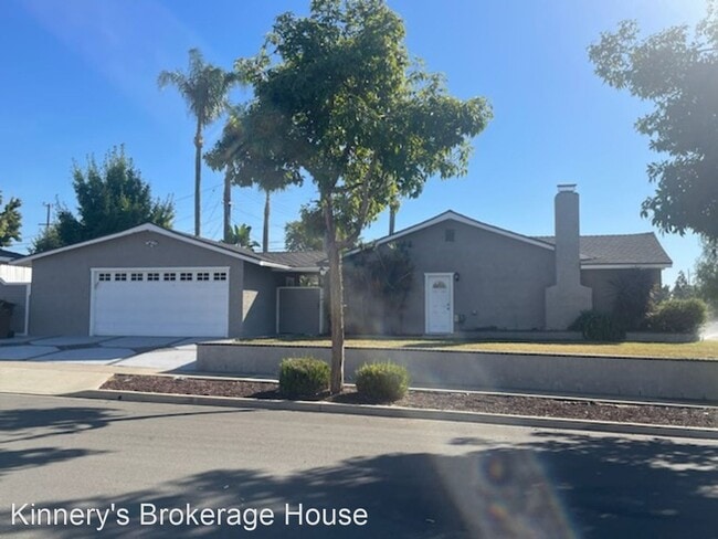 Building Photo - 3 br, 2 bath House - 5042 Briarhill Drive