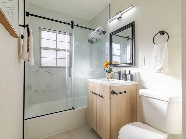 Foto del edificio - 4728 Eastwycke Pl Dr