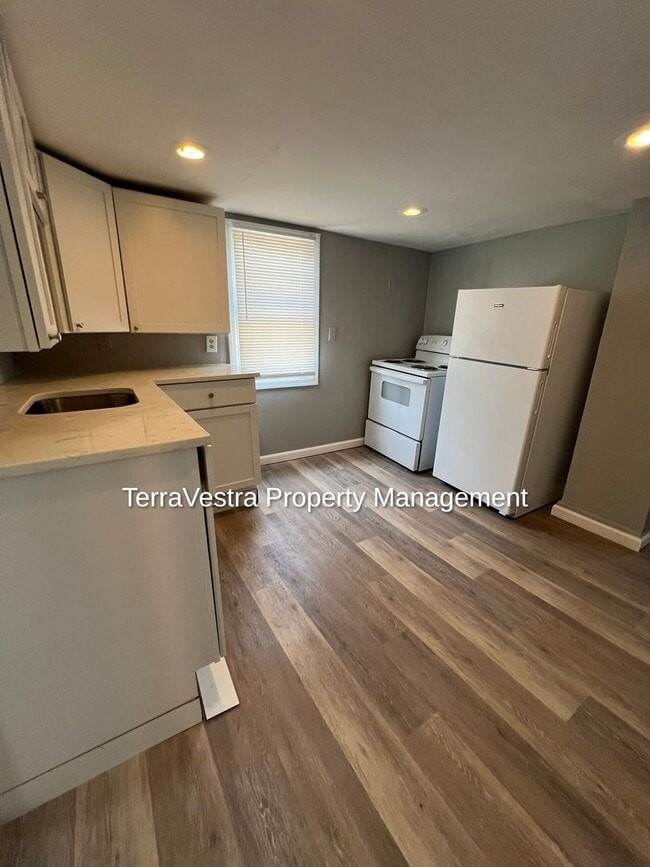 Building Photo - Single family home in Millville! Eligible ...