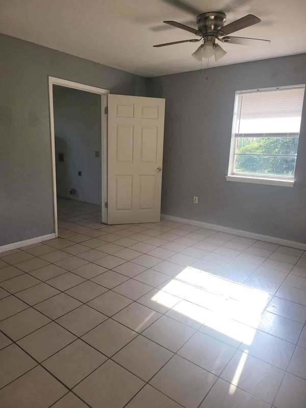 Foto del edificio - 305 Sierra Vista Dr
