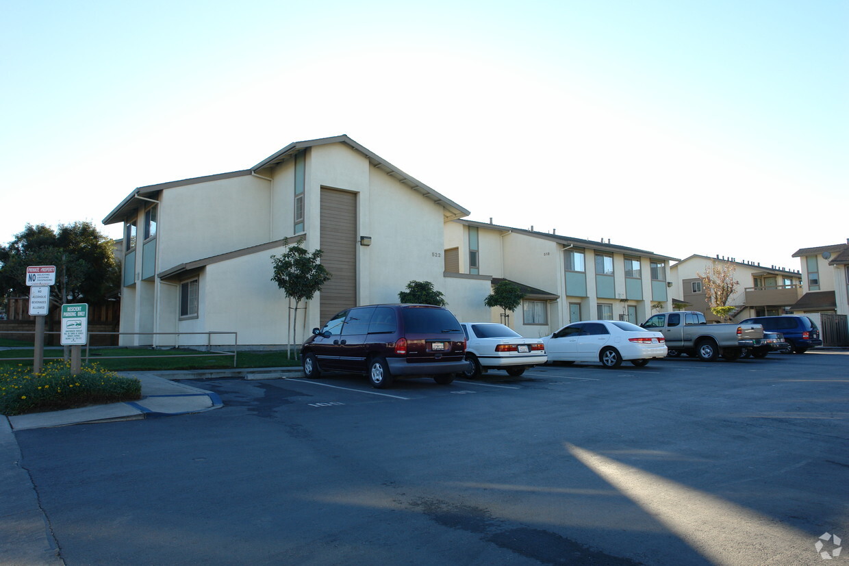 Building Photo - Las Casas de Madera