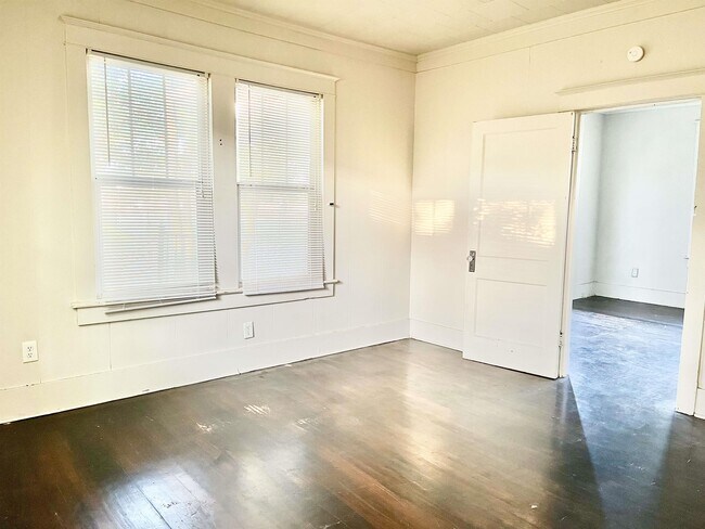 Foto del edificio - 2921 North Blvd