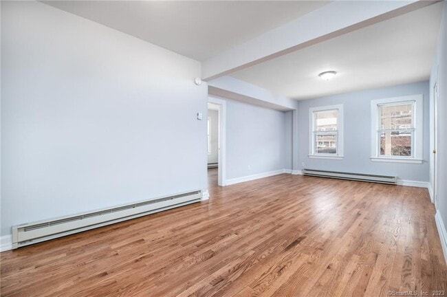 Foto del edificio - 310 Hamilton Ave