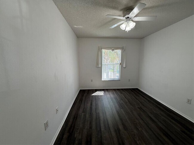 Foto del edificio - 13348 Fairway Glen Dr